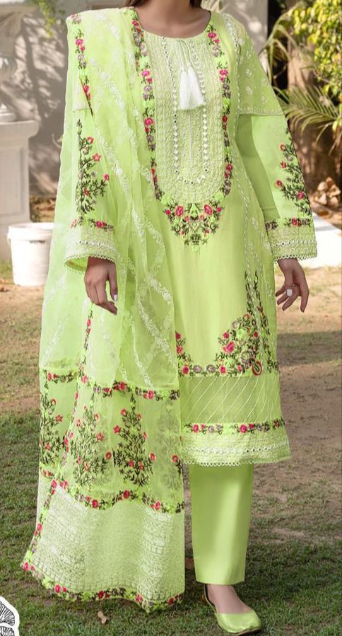Zaha Premium Embroidered Pakistani Dress 3PC SET